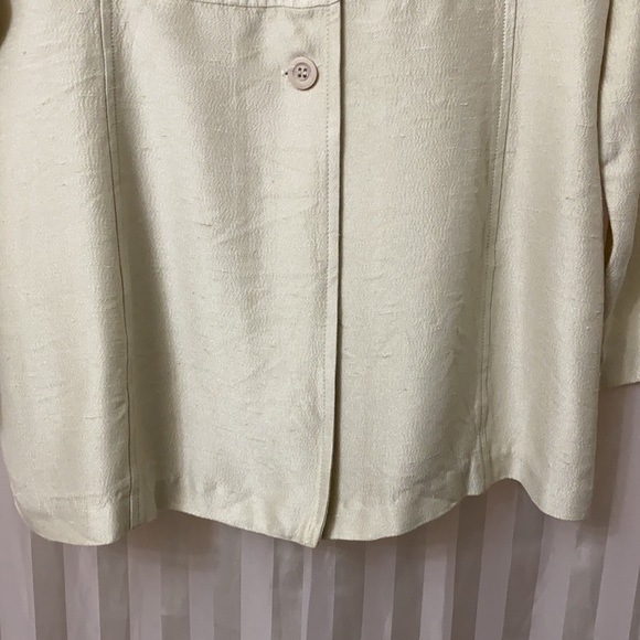 Cute Junior Jacket - Picture 6 of 7